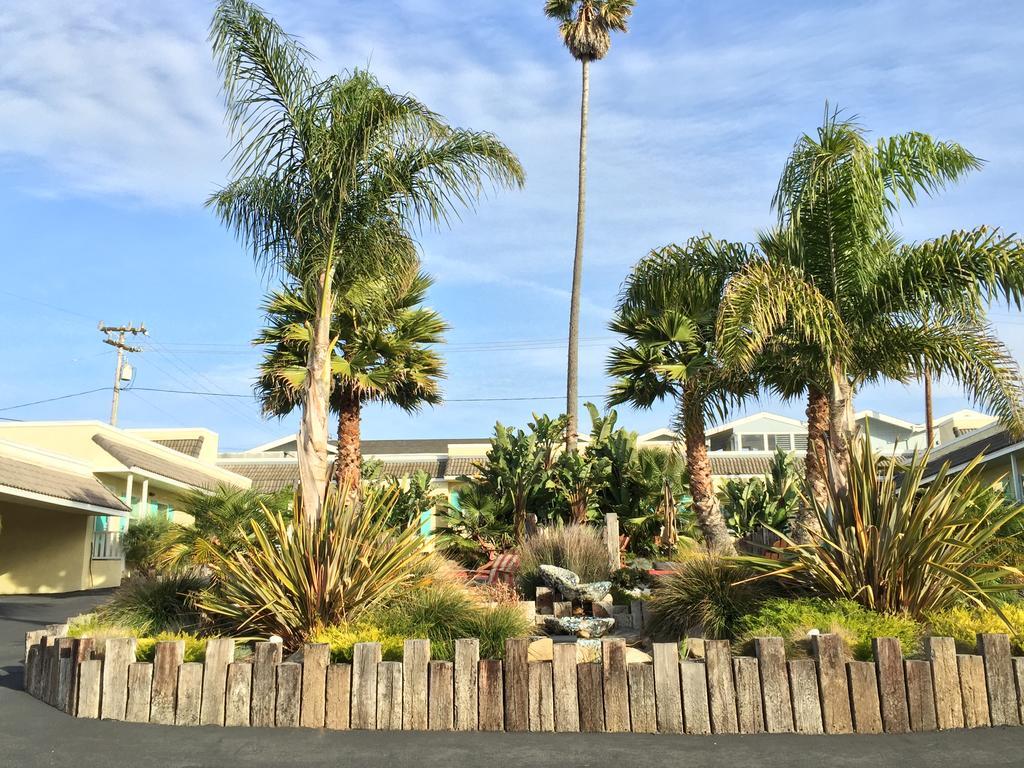 Beach Bungalow Inn And Suites Моро Бей Екстериор снимка