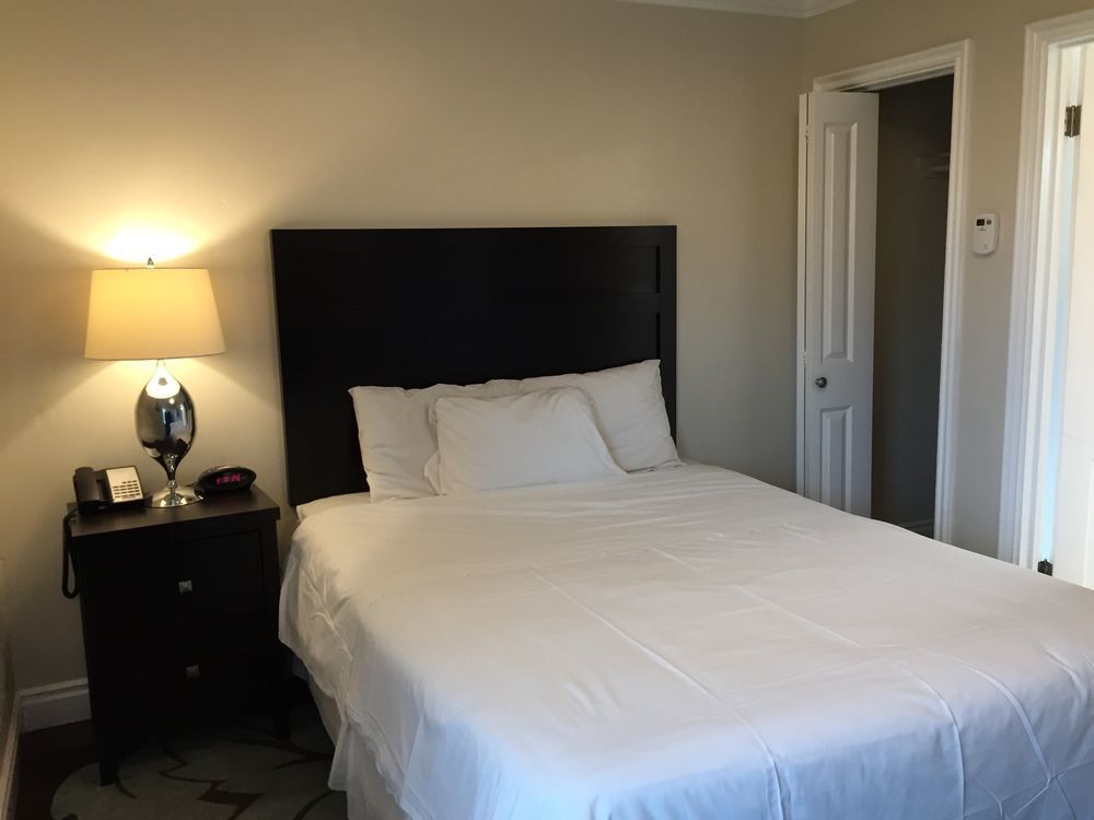 Beach Bungalow Inn And Suites Моро Бей Екстериор снимка