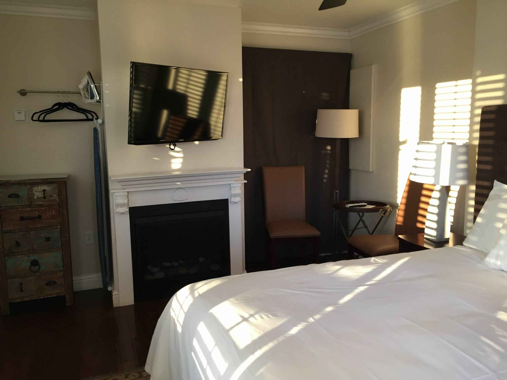 Beach Bungalow Inn And Suites Моро Бей Екстериор снимка